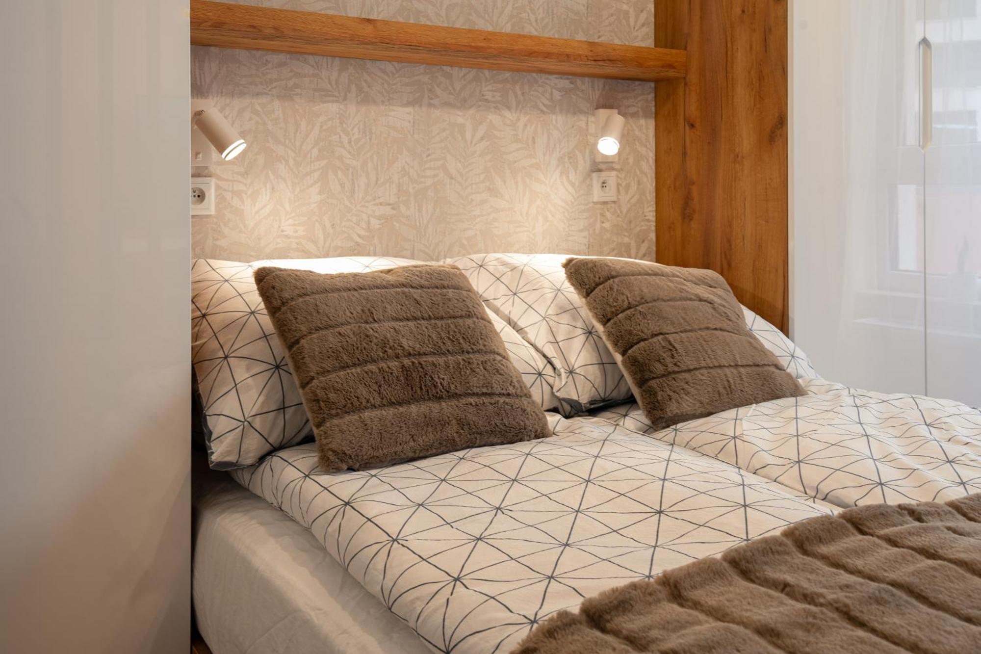 Ekskluzywny Apartament + Garaz Cracovie Extérieur photo